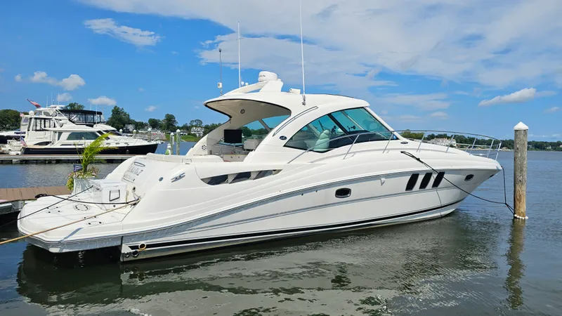 Slide: The Image of Sea Ray 48 Sundancer 2006 - 2