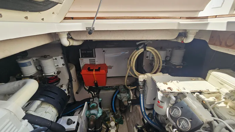 Slide: The Image of Sea Ray 48 Sundancer 2006 - 56