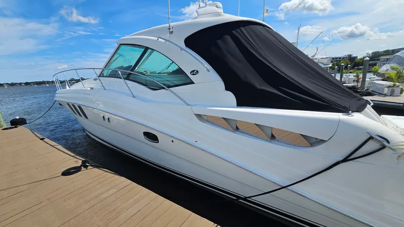 Slide: The Image of Sea Ray 48 Sundancer 2006 - 60