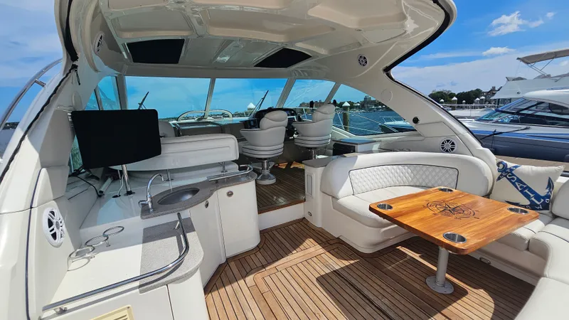 Slide: The Image of Sea Ray 48 Sundancer 2006 - 11