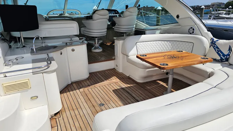 Slide: The Image of Sea Ray 48 Sundancer 2006 - 9