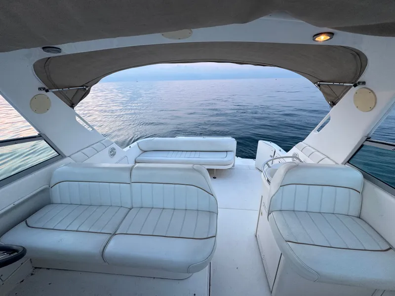 Slide: The Image of Sea Ray Sundancer 330 1997 - 9