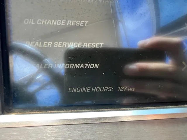Slide: The Image of MasterCraft XT22 2019 - 18