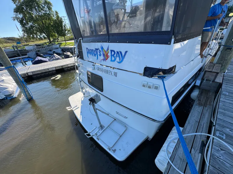 Slide: The Image of Carver Yachts 3608 Aft Cabin Motor Yacht 1991 - 14