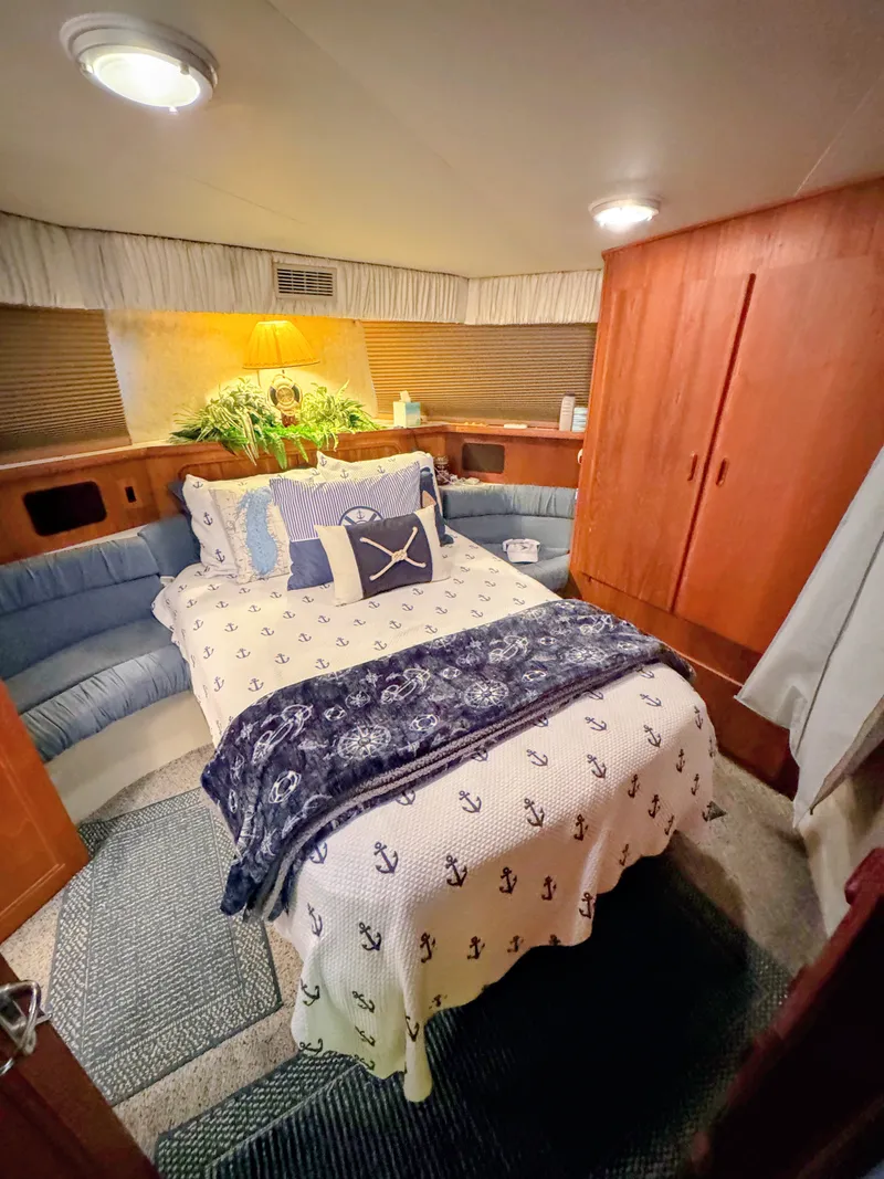Slide: The Image of Carver Yachts 3608 Aft Cabin Motor Yacht 1991 - 50