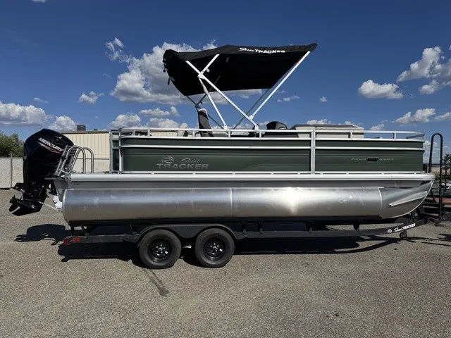 The Image of Sun Tracker Fishin' Barge 20 DLX 2027 - 1