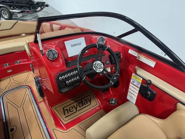 Slide: The Image of Heyday Wake Boats WT-2DC 2024 - 8