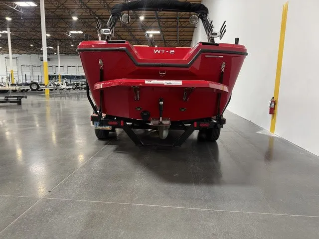 Slide: The Image of Heyday Wake Boats WT-2DC 2024 - 3