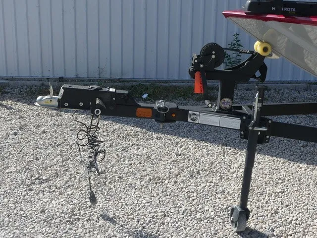 Slide: The Image of Tracker Bass Tracker Classic XL 2024 - 15
