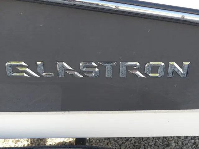 Slide: The Image of Glastron GX 210 2022 - 14
