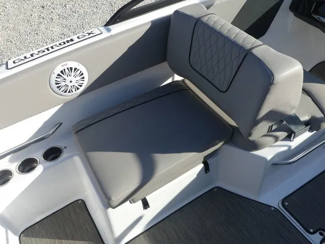 Slide: The Image of Glastron GX 210 2022 - 22