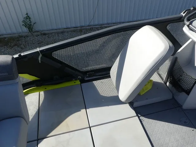 Slide: The Image of Sea-Doo Switch Sport 18 2022 - 22