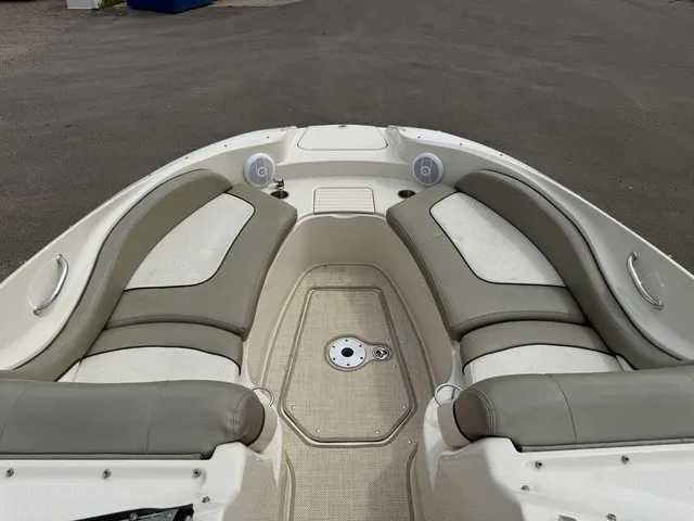 Slide: The Image of Sea Ray 270 Sundeck 2006 - 32