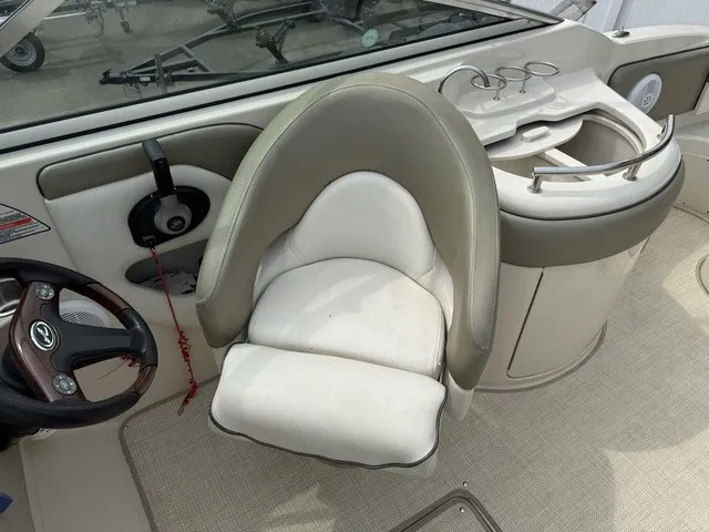 Slide: The Image of Sea Ray 270 Sundeck 2006 - 22