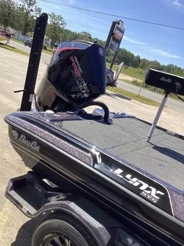 Slide: The Image of Bass Cat Lynx 2027 - 45