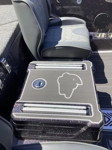 Slide: The Image of Bass Cat Lynx 2027 - 48