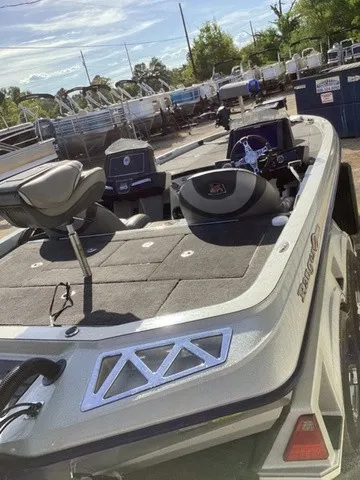 Slide: The Image of Ranger Z521L 2018 - 36