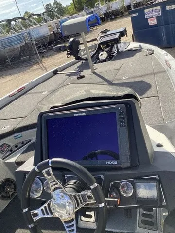 Slide: The Image of Ranger Z521L 2018 - 34