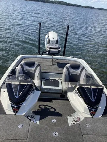Slide: The Image of Ranger Z521L 2018 - 43