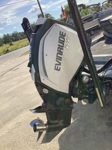 Slide: The Image of Ranger Z521L 2018 - 37