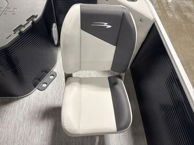 Slide: The Image of Bennington S Fishing 20 S1F Pontoon 2027 - 15