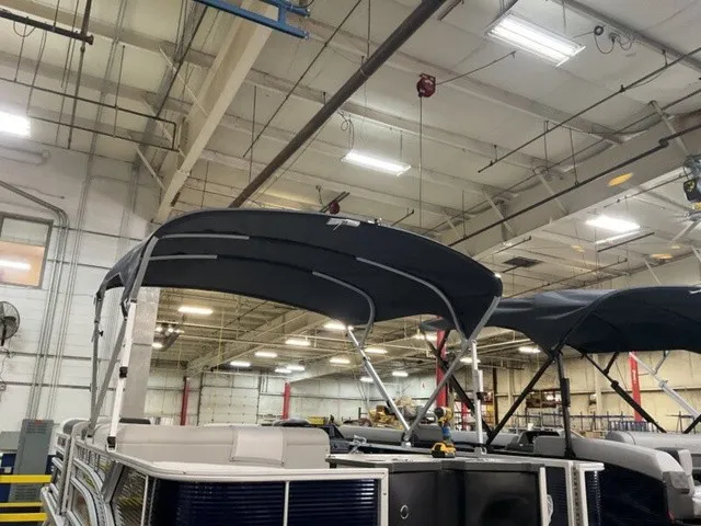 Slide: The Image of Bennington S-One Fishing 22 S1FC Tritoon 2027 - 17