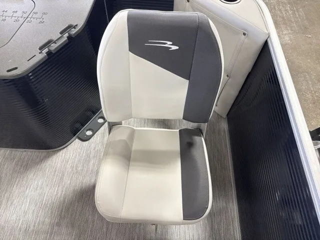 Slide: The Image of Bennington S-One Fishing 22 S1FC Tritoon 2027 - 15