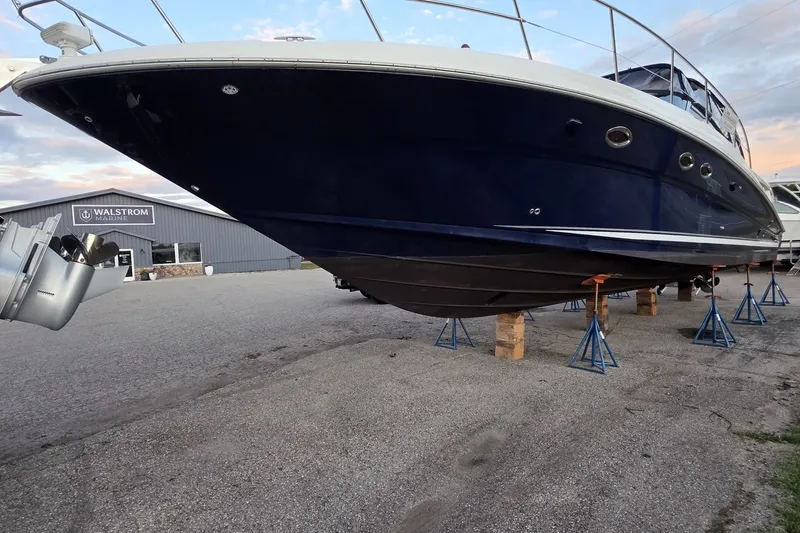 Slide: The Image of 2004 Sea Ray 420 Sundancer yacht on stands at Walstrom Marine. - 7