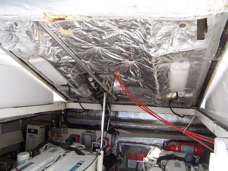 Slide: The Image of 36' Luhrs Engine Room Hatch - 42