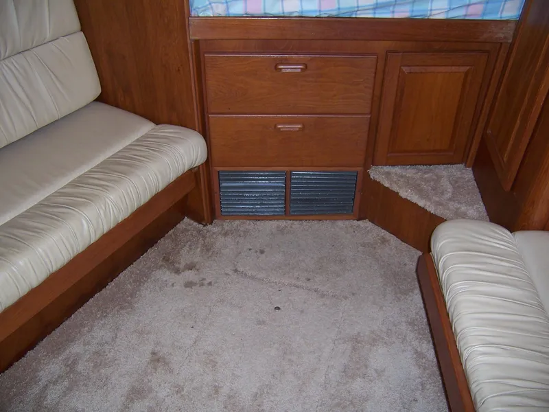 Slide: The Image of 36' Luhrs Salon - 27