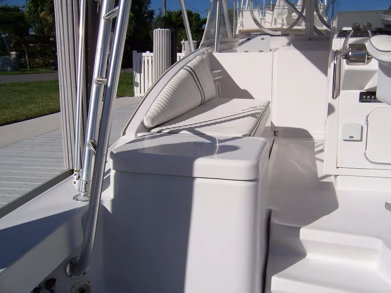 Slide: The Image of 36' Luhrs Freezer - 15