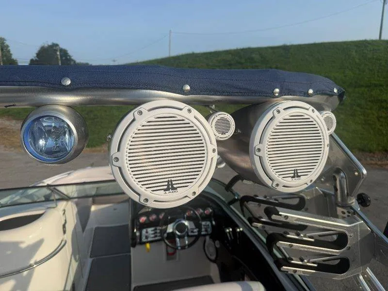 Slide: The Image of MasterCraft X-80 2006 - 64