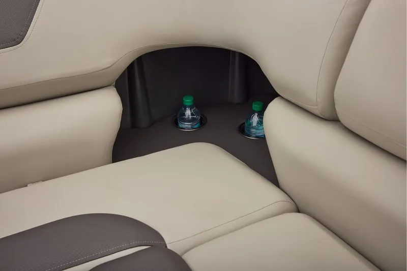 Slide: The Image of Sun Tracker Fishin' Barge 22 DLX 2027 - 61