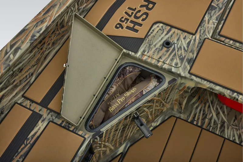 Slide: The Image of Tracker Grizzly 1756 T Marsh 2027 - 29