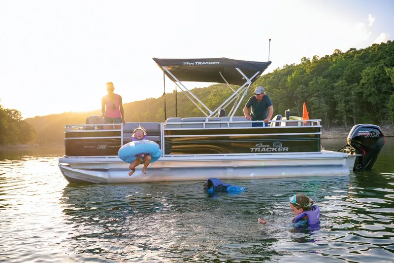 Slide: The Image of Sun Tracker SportFish 20 DLX 2027 - 81