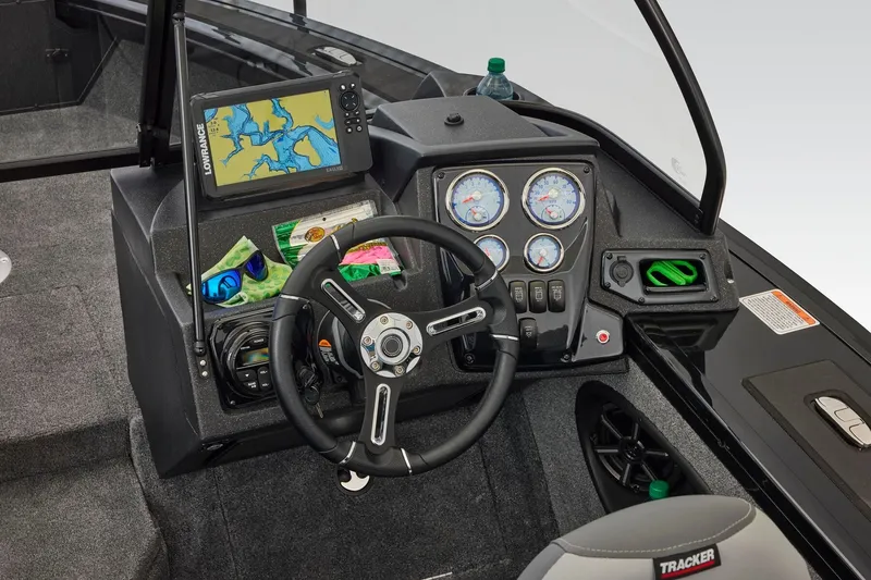 Slide: The Image of Tracker Targa V-18 WT 2027 - 25