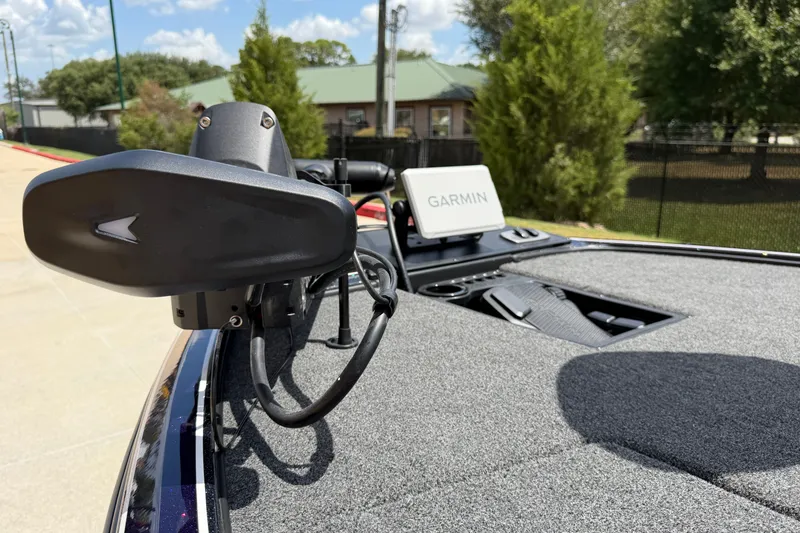 Slide: The Image of 2027 Nitro Z18 XL Pro boat with Garmin navigation system on deck. - 7