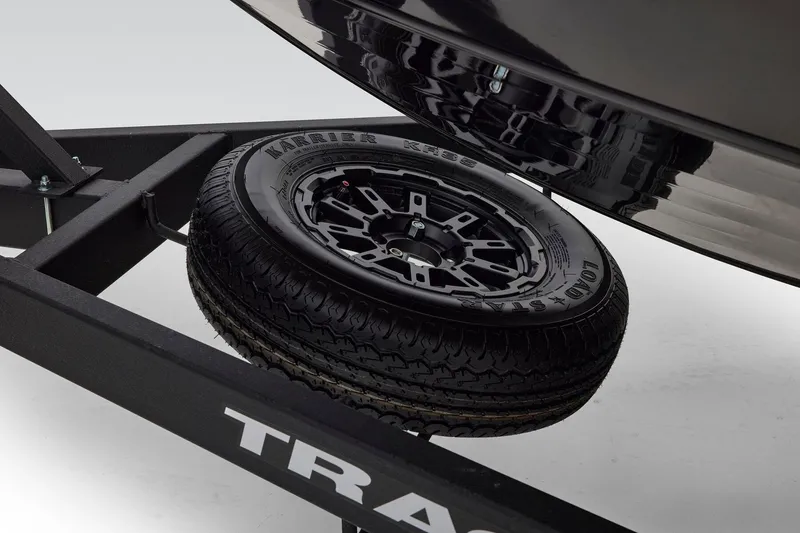 Slide: The Image of Tracker Targa V-18 WT 2027 - 15