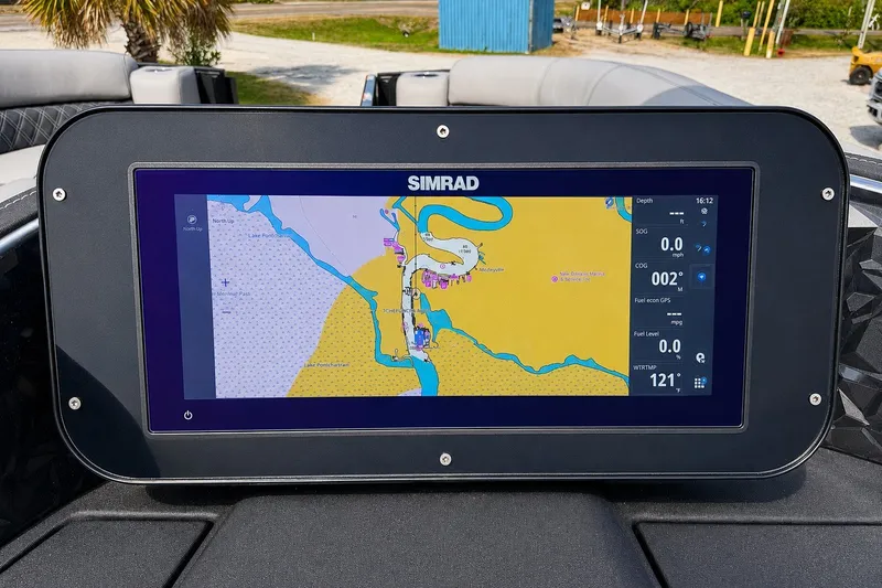 Slide: The Image of Simrad navigation display on 2026 Barletta Lusso 25UE pontoon boat dashboard. - 13