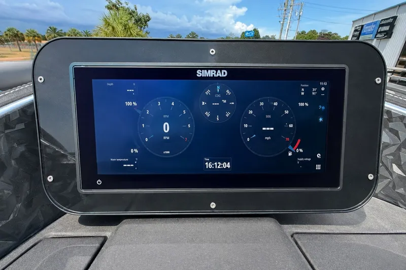 Slide: The Image of Simrad display on 2026 Barletta Lusso 25UE showing RPM and speed gauges. - 16