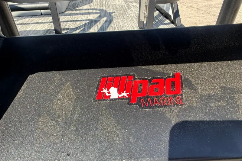 Slide: The Image of Lillipad Marine logo on 2026 Bentley Pontoons Legacy 223 Swingback boat deck. - 18