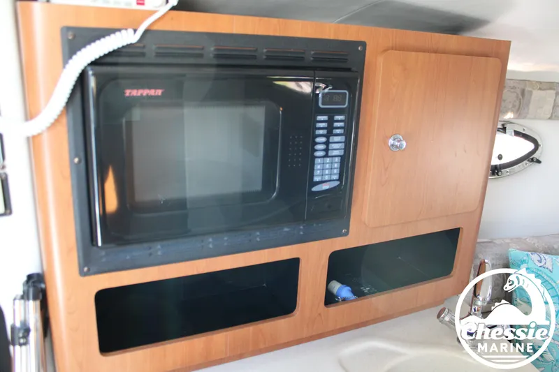 Slide: The Image of Crownline Boats 250 2006 - 62
