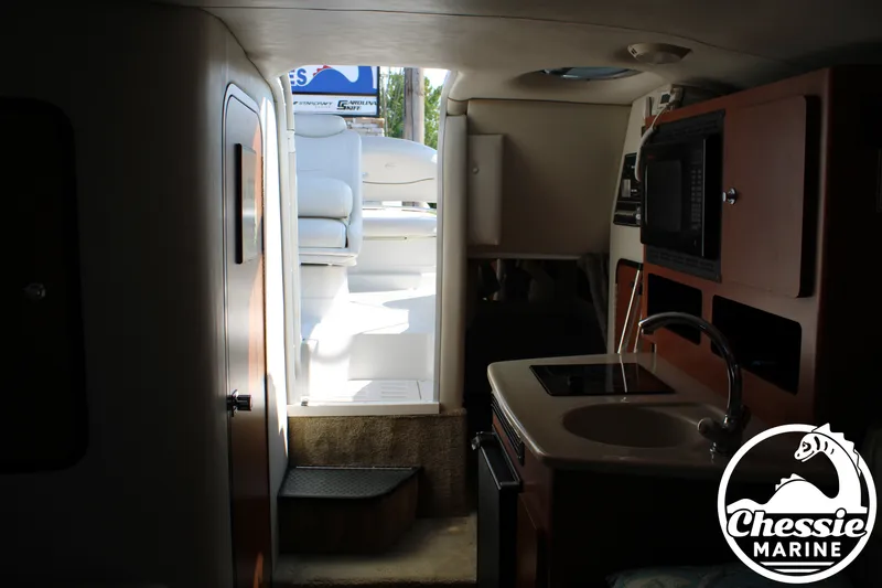 Slide: The Image of Crownline Boats 250 2006 - 58
