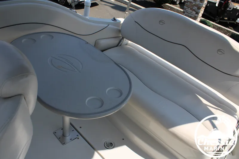 Slide: The Image of Crownline Boats 250 2006 - 71