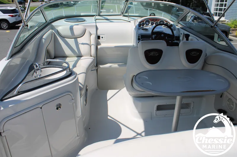 Slide: The Image of Crownline Boats 250 2006 - 73