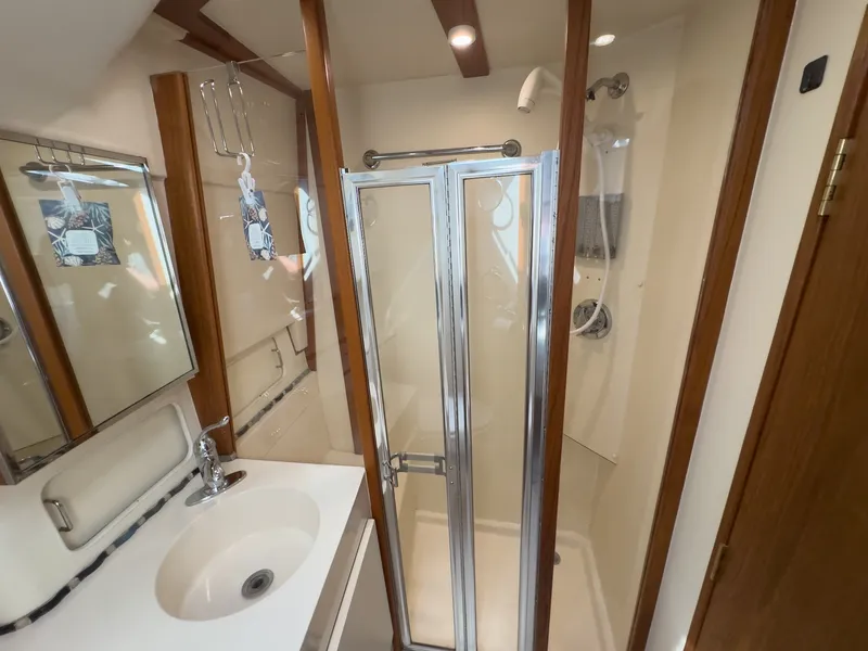 Slide: The Image of Mainship 390 Trawler 2000 - 44