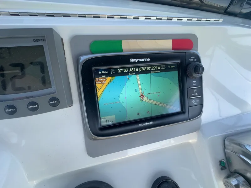Slide: The Image of Mainship 390 Trawler 2000 - 13