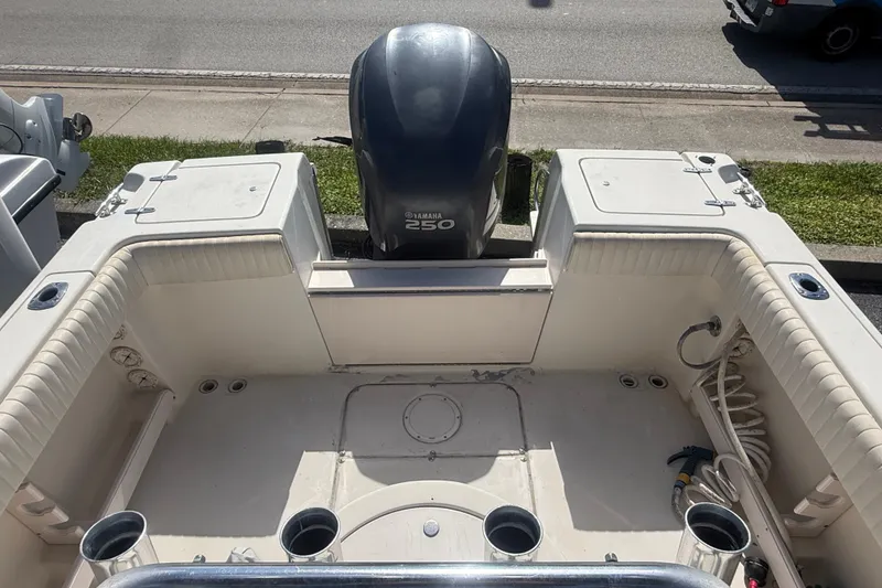 Slide: The Image of 2002 Grady-White Fisherman 222 boat with Yamaha 250 engine, viewed from above. - 14