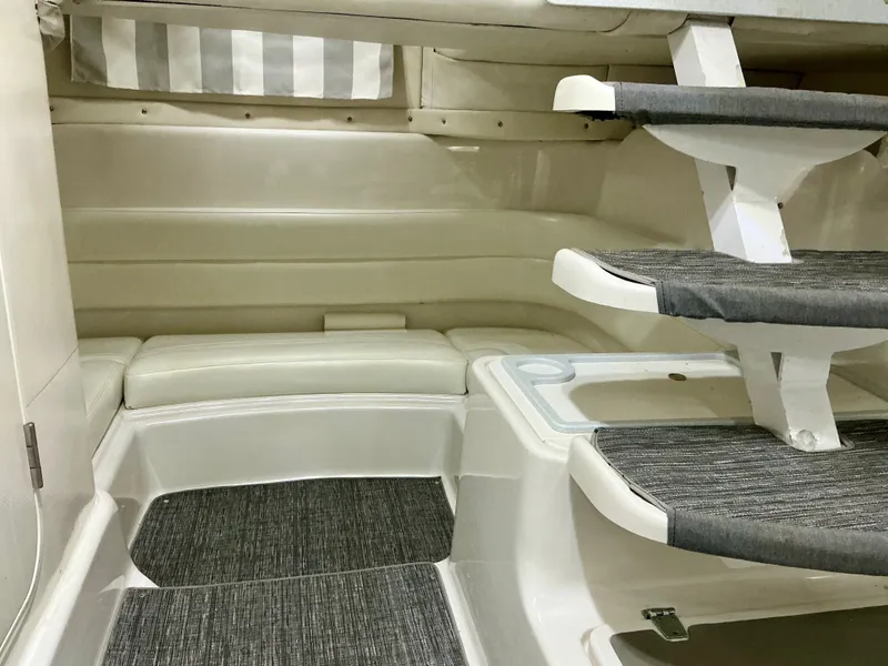 Slide: The Image of Chris-Craft 320 Express Cruiser 1997 - 13
