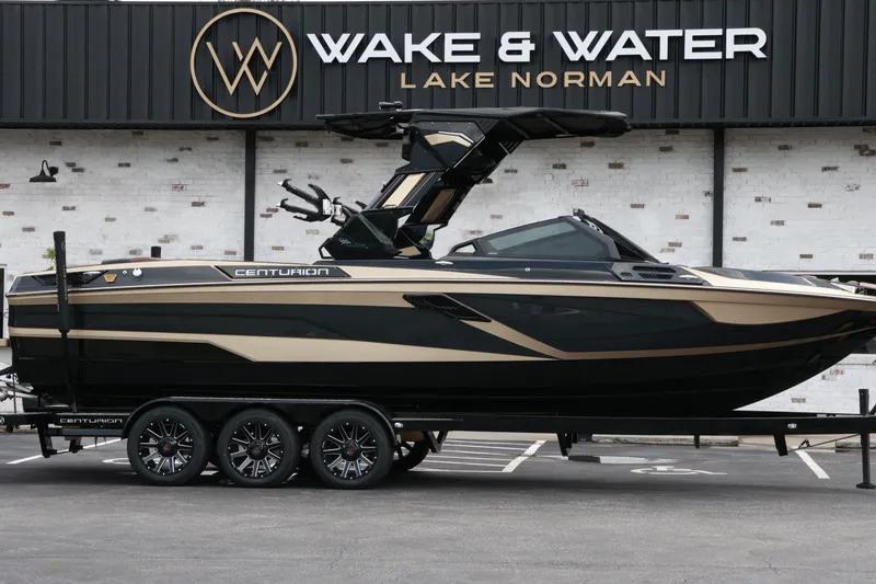 The Image of 2026 Centurion Ri265 boat at Wake & Water Lake Norman dealership. - 0